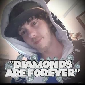 Meet your Posher, Dee